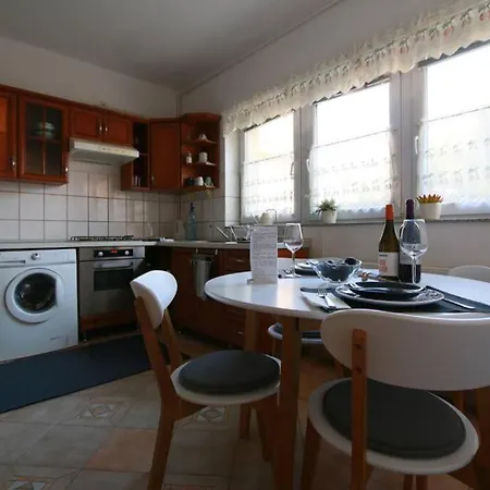 Teubel 5 * Szekesfehervar